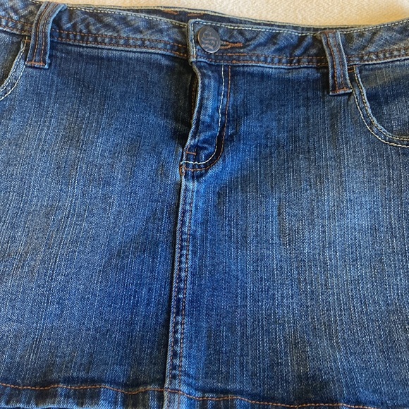 Denim mini skirt seductions size 11 - Picture 2 of 8